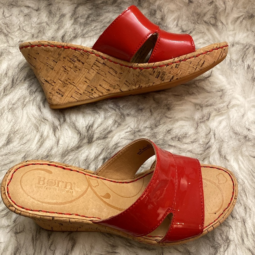 NEW BORN red patent leather hand crafted wedges - Picture 4 of 12